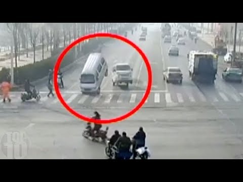 10 Glitches in the Matrix Caught on Camera