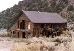 28 Ghost Towns in Nevada: Eerie Ruins, History & Visiting Tips Pine20Grove