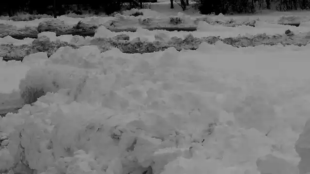 Donner pass Snowdrifts