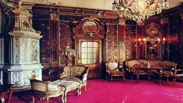 Peleș Castle 2026 Guide: History, Secrets, White Lady Curse? Inside the Peleș Castle