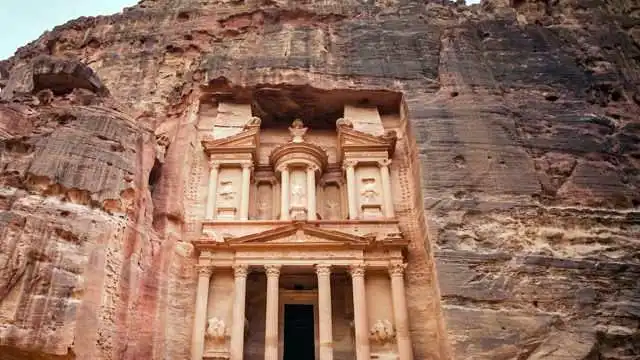 Best Spring Break Destinations for Culture Lovers: 15 Heritage Sites & Smart Travel Tips for March Petra, Jordan