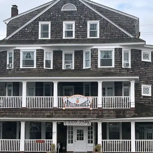 Most Haunted Hotels in NJ: Rooms & True Ghost Stories Hotel Macomber (Cape May)