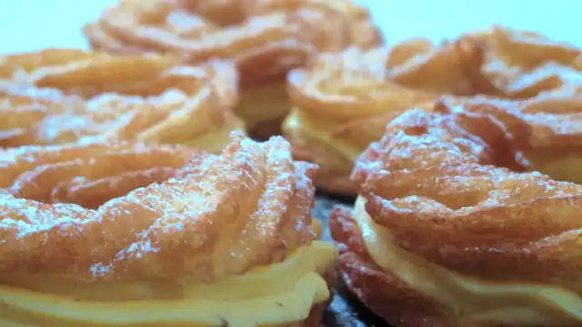 Why Italians Eat Zeppole on St. Joseph’s Day: Traditions, History & Meaning Zeppola di San Giuseppe