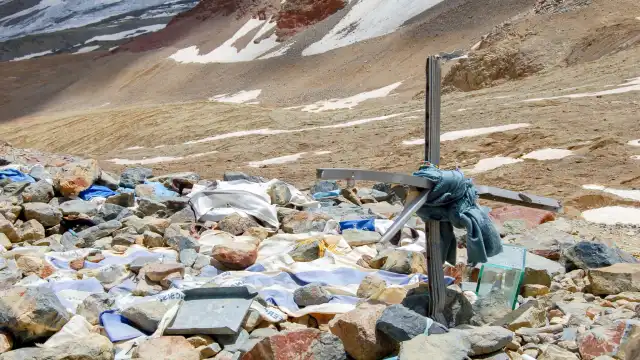 Memorial cross at the crash site.