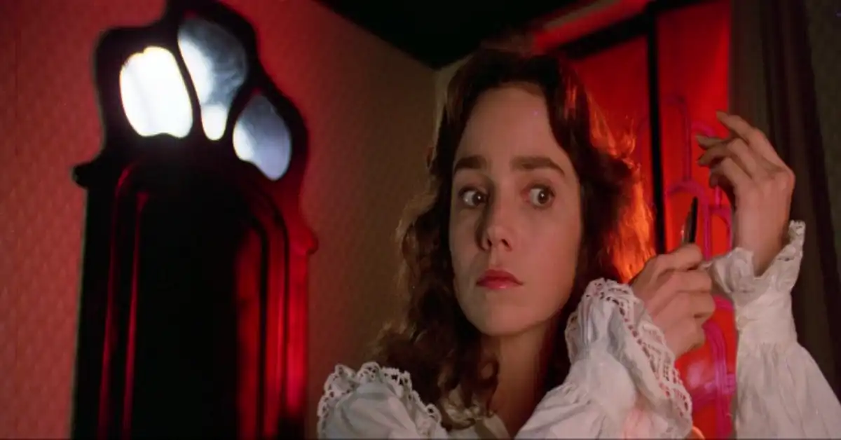 In the Mouth of Madness Ending Explained: Why Trent Laughs Suspiria (1977) Ending Explained: Why Did Suzy Smile?