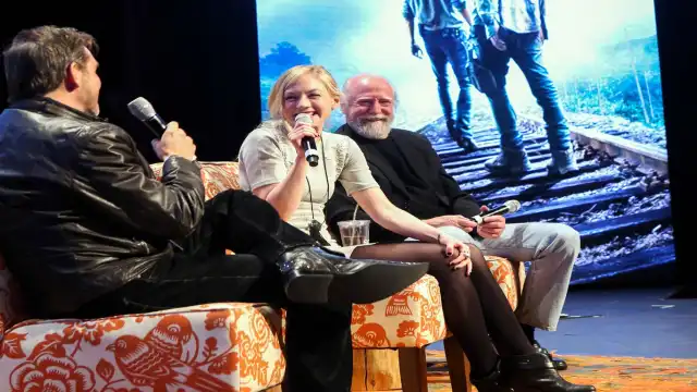 Cast panels turned fandom into live events.