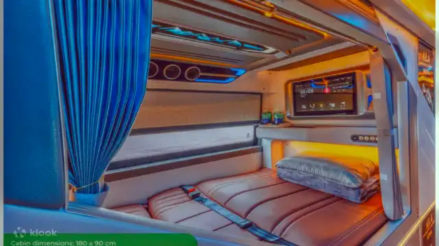 Enclosed luxury VIP cabin berth