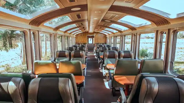 PeruRail Vistadome vs Expedition: Which Train Is Best? Vistadome wrap-around panoramic windows