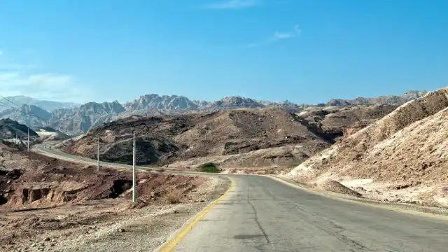 Amman to Petra: Bus vs Rental Car Route, Cost & Guide Winding switchbacks along Route 35