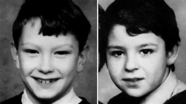 History's 10 Most Notorious Juvenile Criminals & Their Cases Jon Venables & Robert Thompson: The Murder of James Bulger (1993)